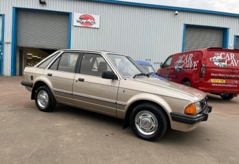 Ford Escort Ghia 1.6 Automatic
